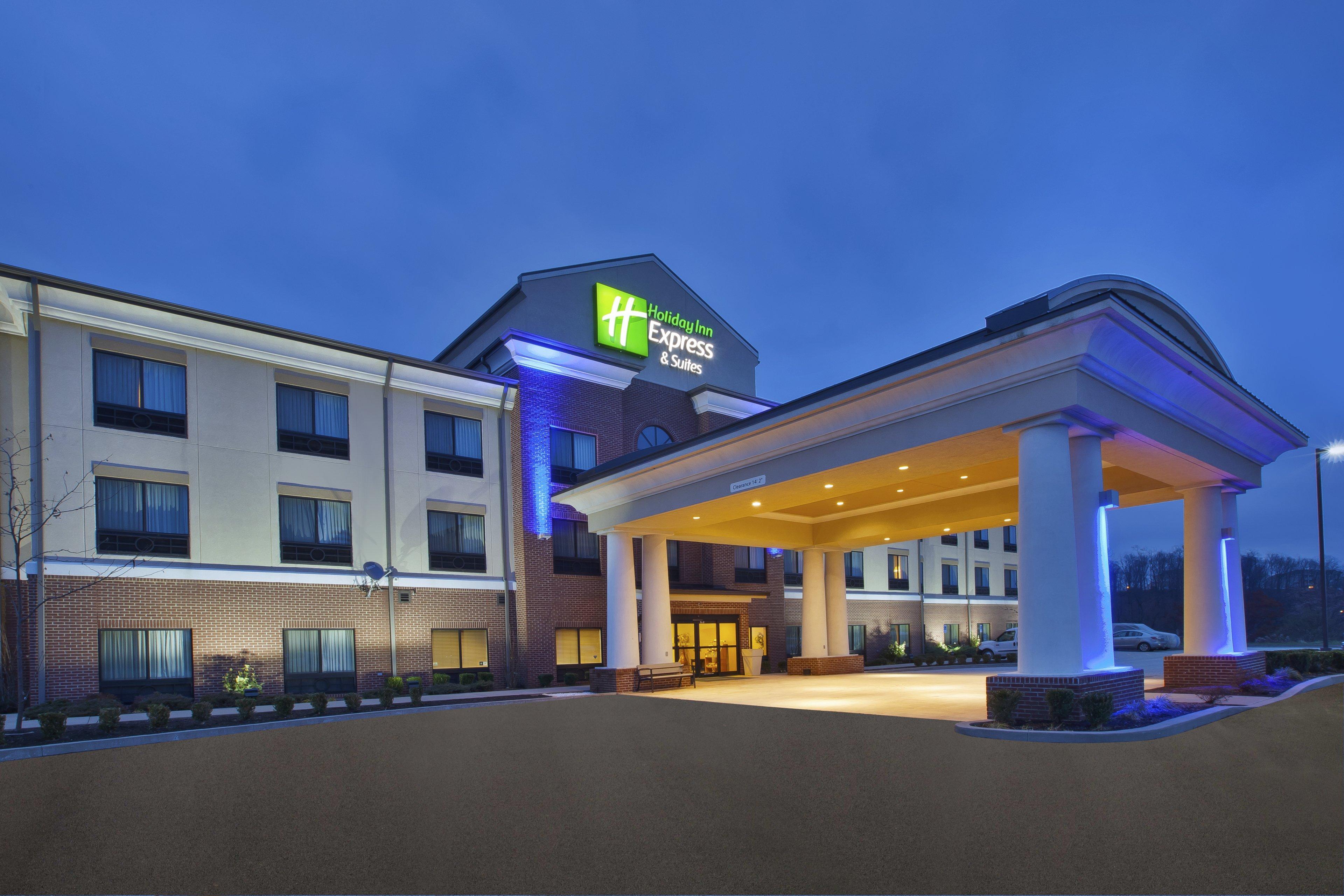 Holiday Inn Express And Suites Wheeling By Ihg Triadelphia Екстер'єр фото